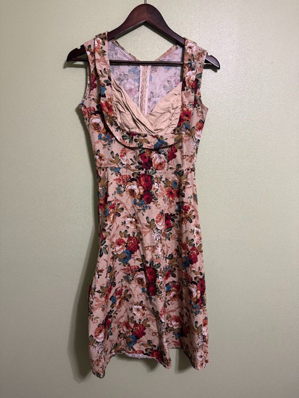 Blue Enchantress retro-inspired floral midi dress